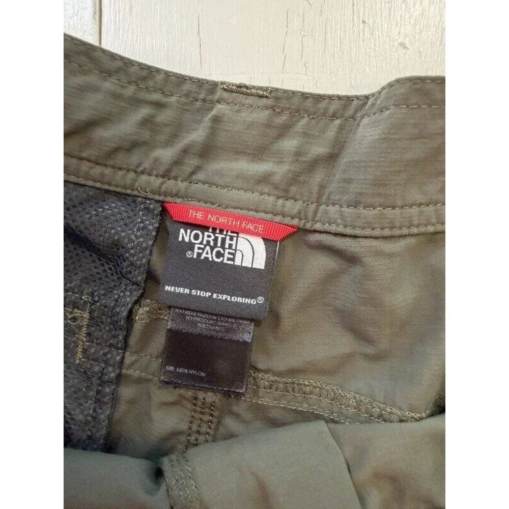 The North Face Mens Olive Green Cargo Ripstop Shorts Nylon Size 36